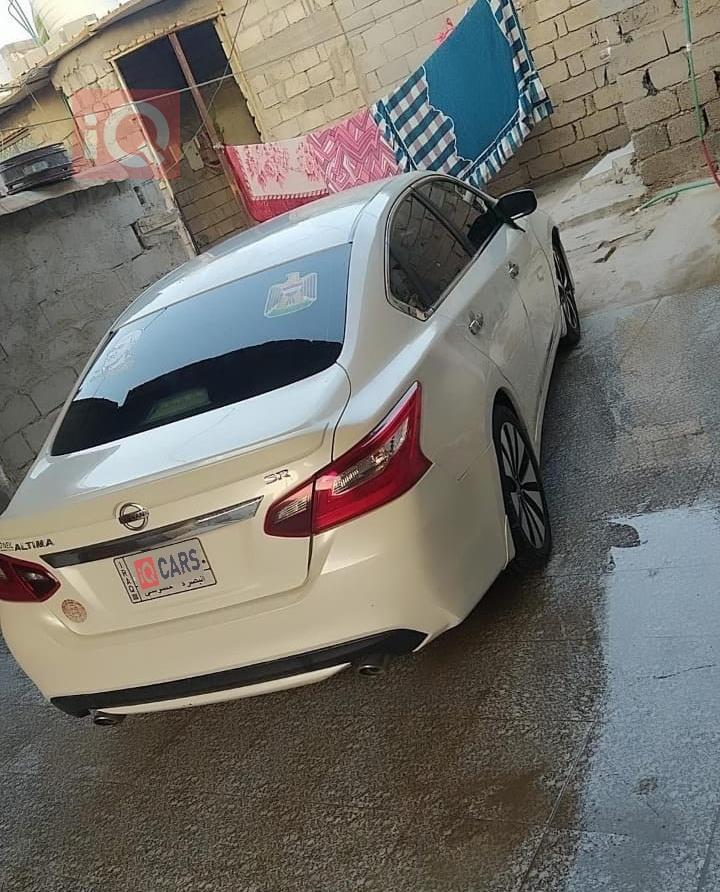 نیسان ئەلتیما